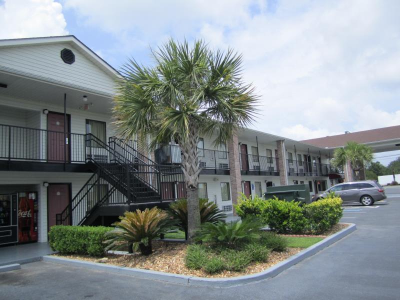 Western Inn & Suites Douglas Dış mekan fotoğraf